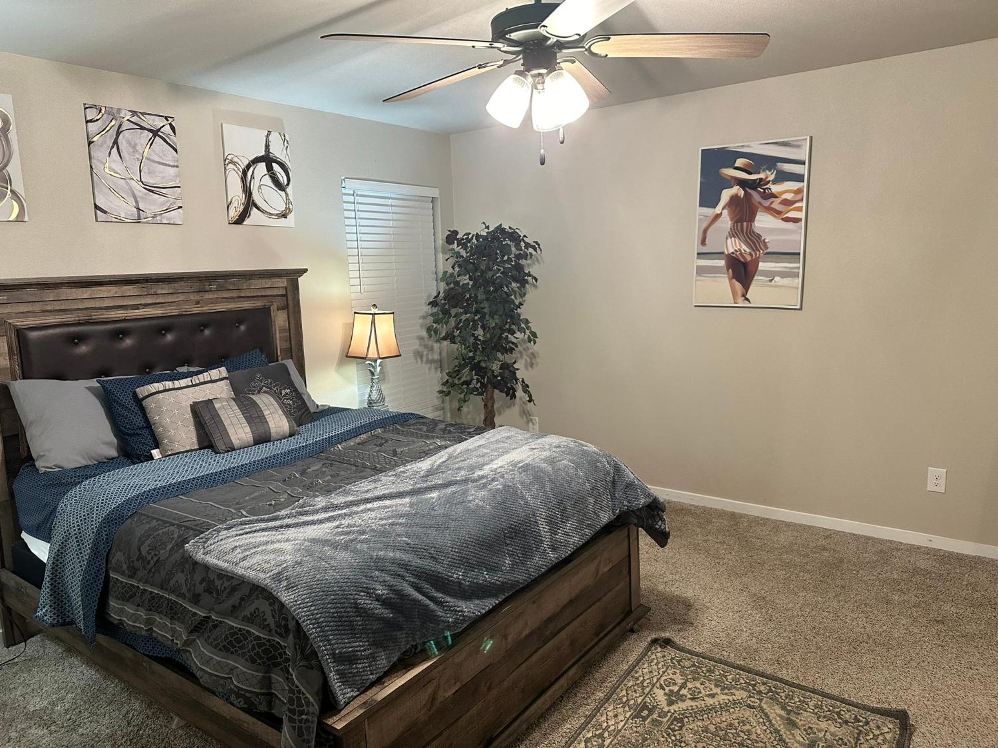 3bed/2bath Cozy Spacious Place