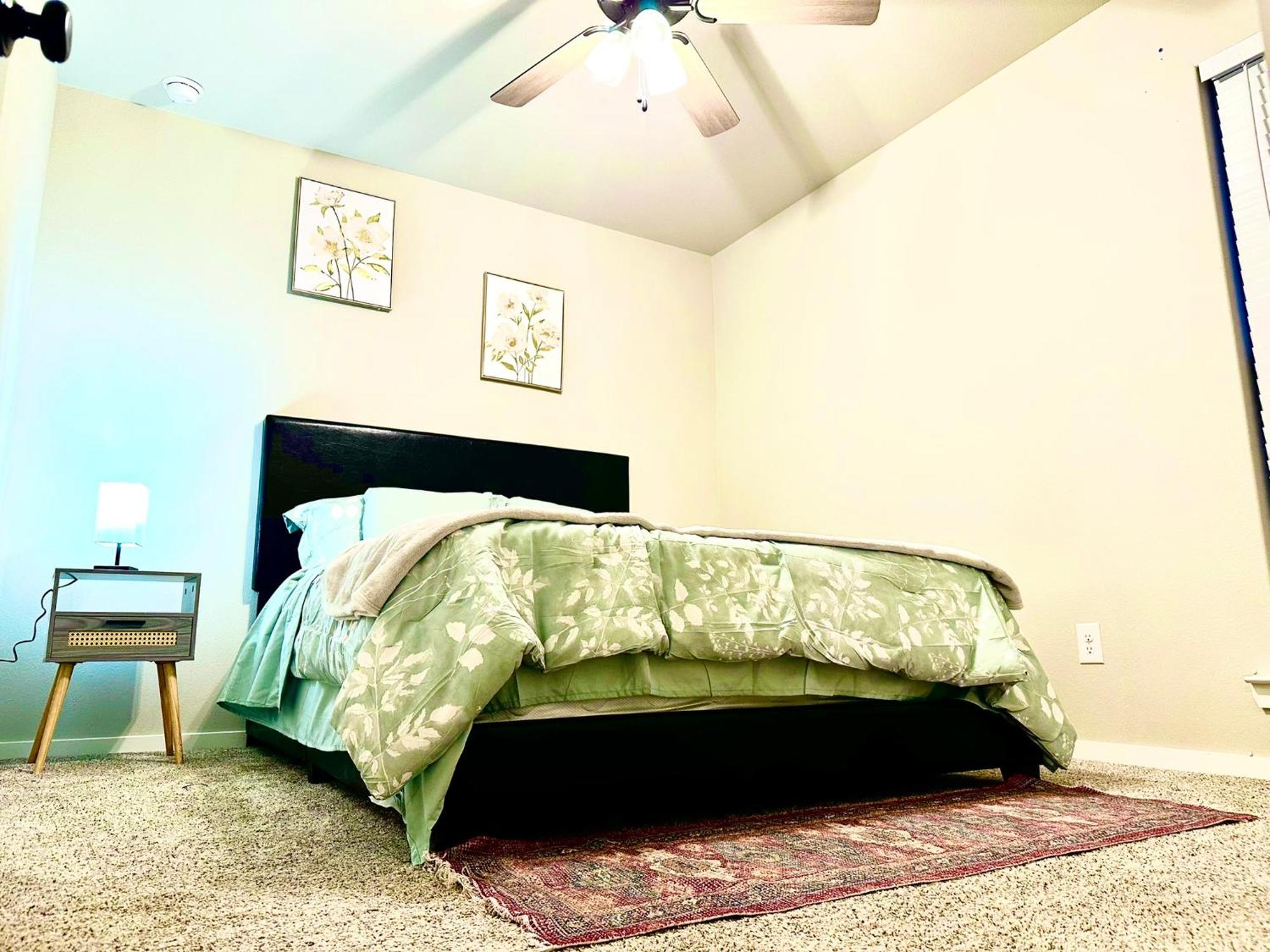 3bed/2bath Cozy Spacious Place Lubbock
