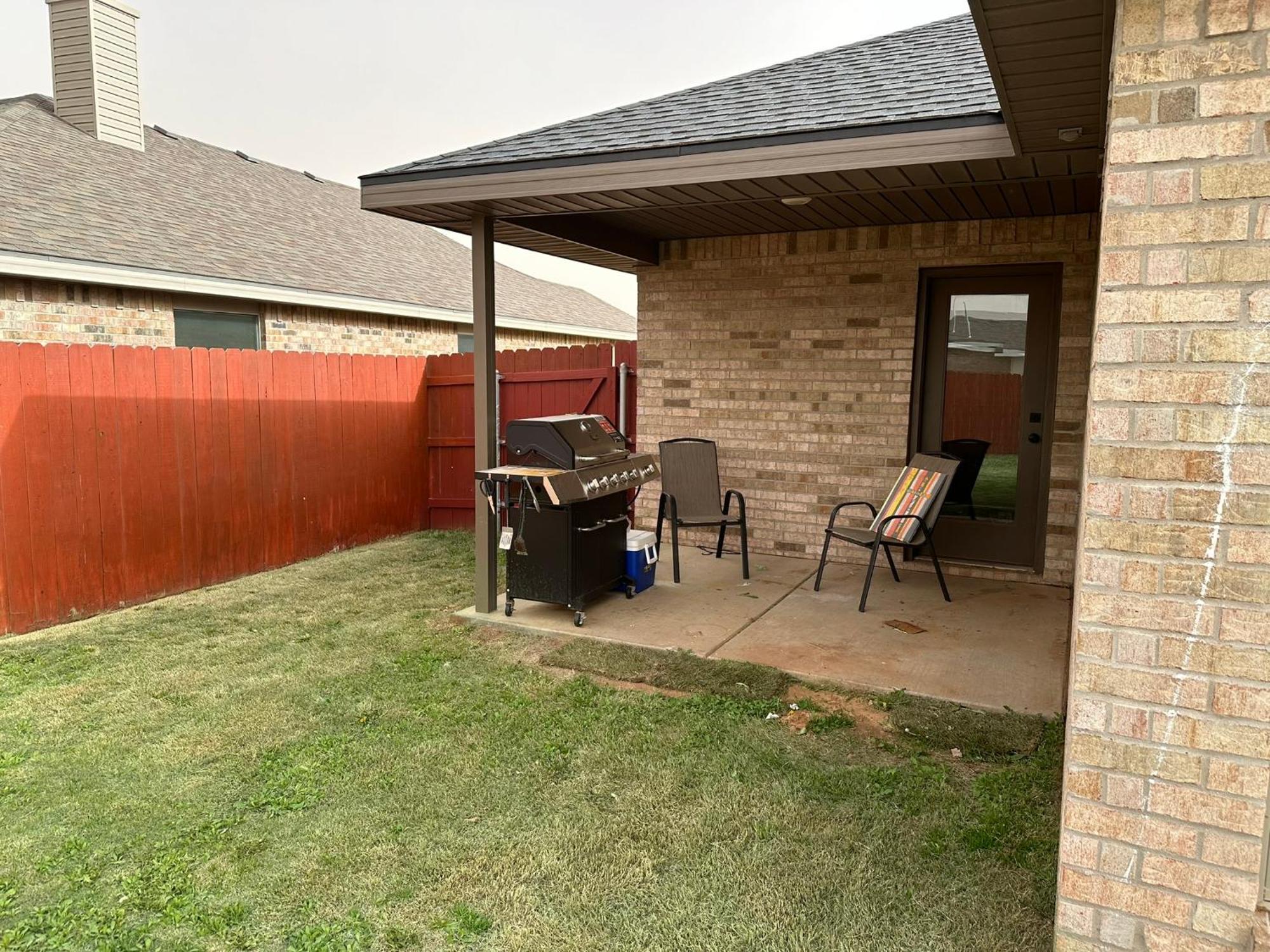 3bed/2bath Cozy Spacious Place *